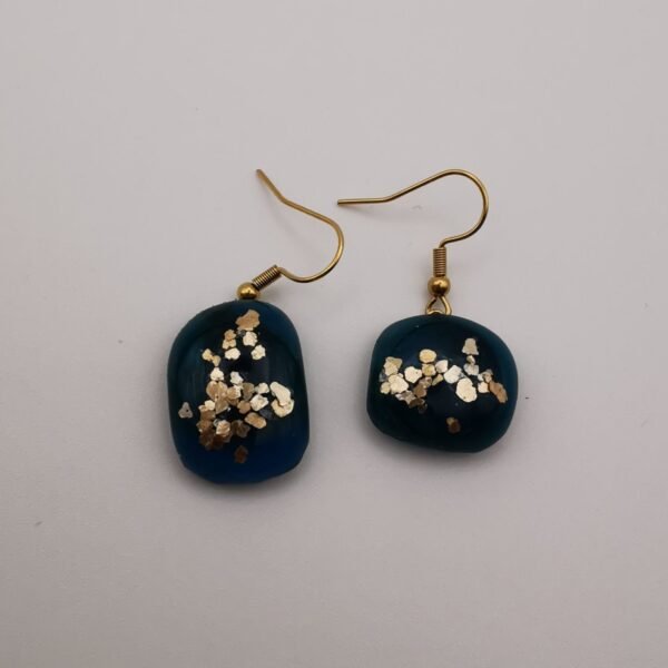 Boucles d’oreilles bleues dorées