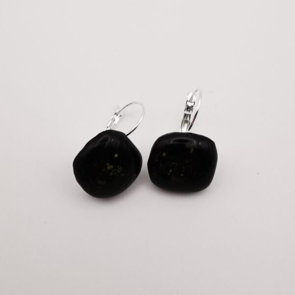 Boucles d’oreilles noires et jaunes